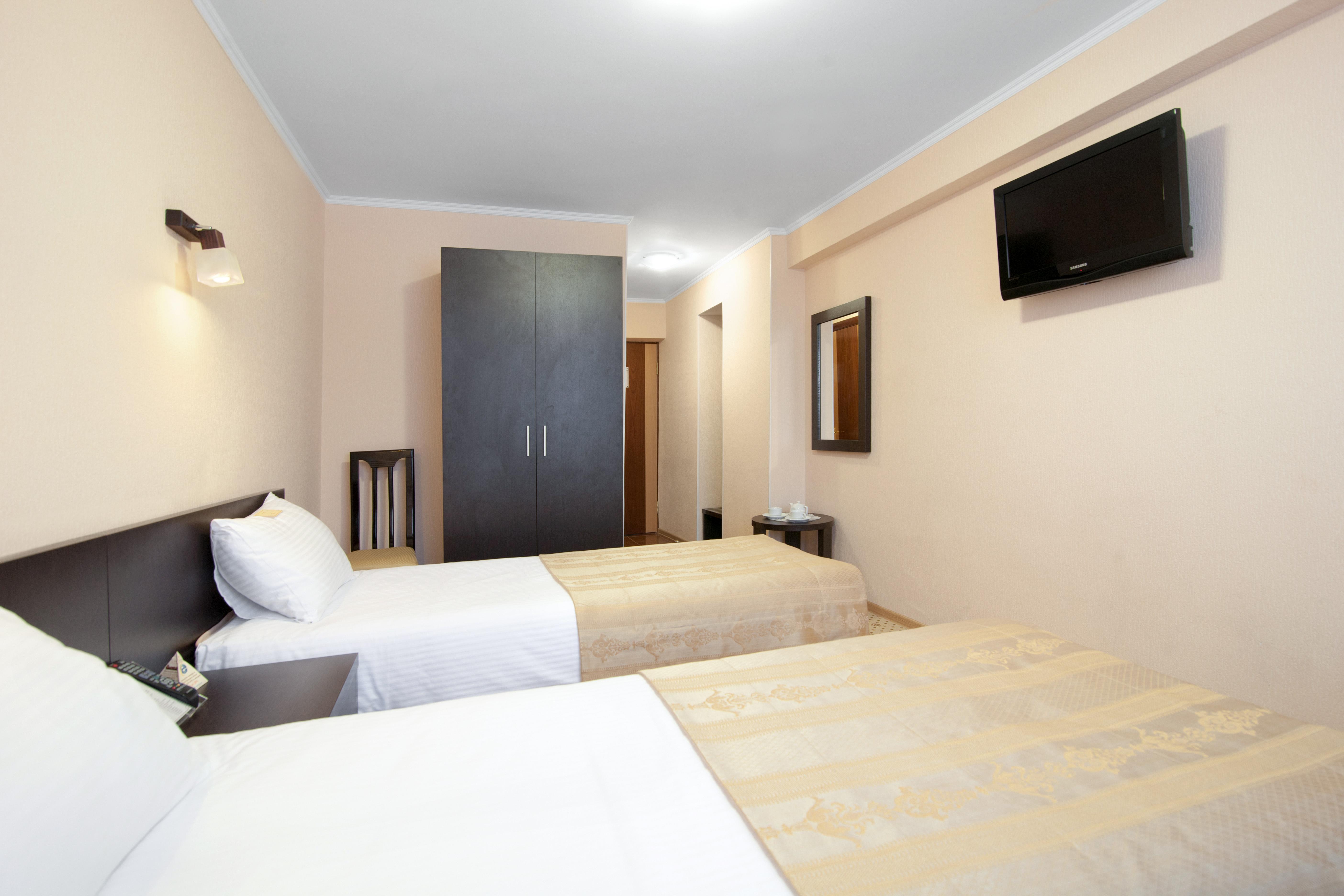 AMAKS Congress Hotel