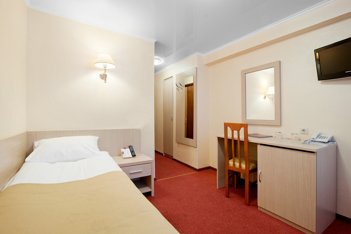 AMAKS Congress Hotel