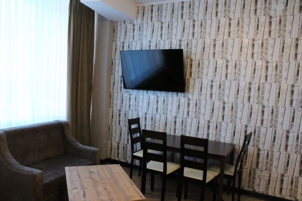 Hotel Cosmos