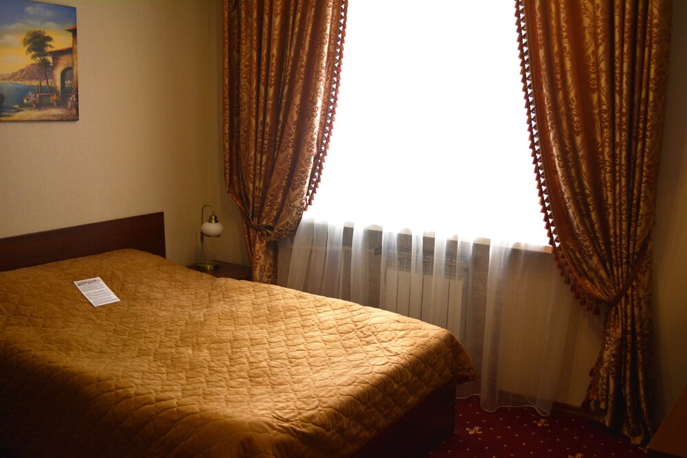Tsentralnaya Hotel