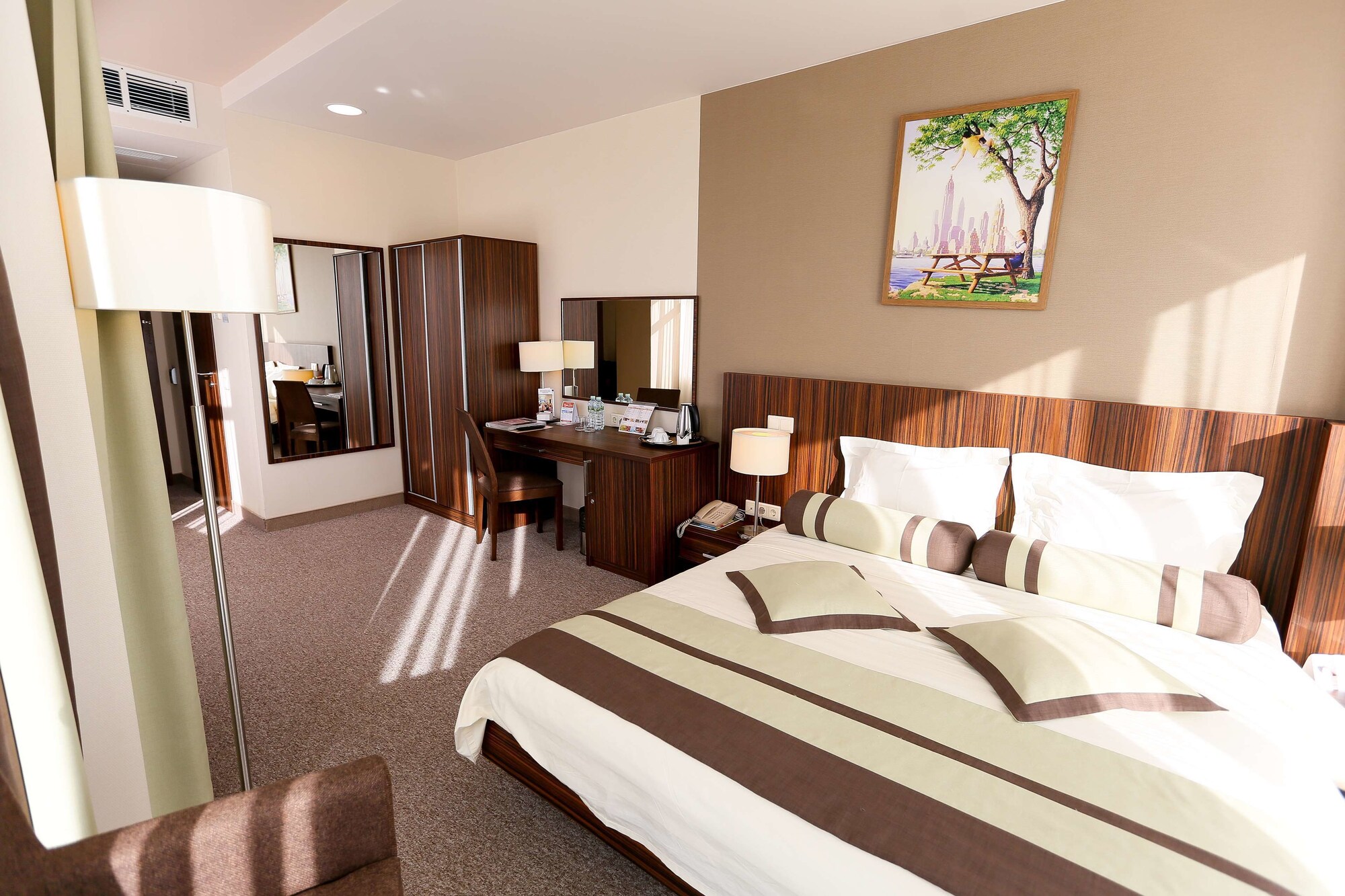 Best Western Russian Manchester Hotel