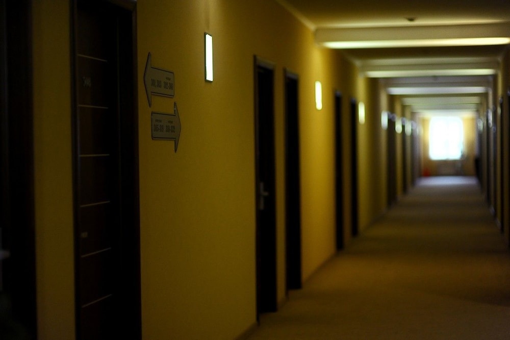 Avrora hotel