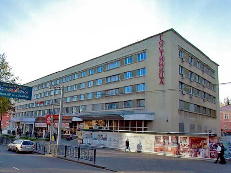 Oktyabrskaya Hotel