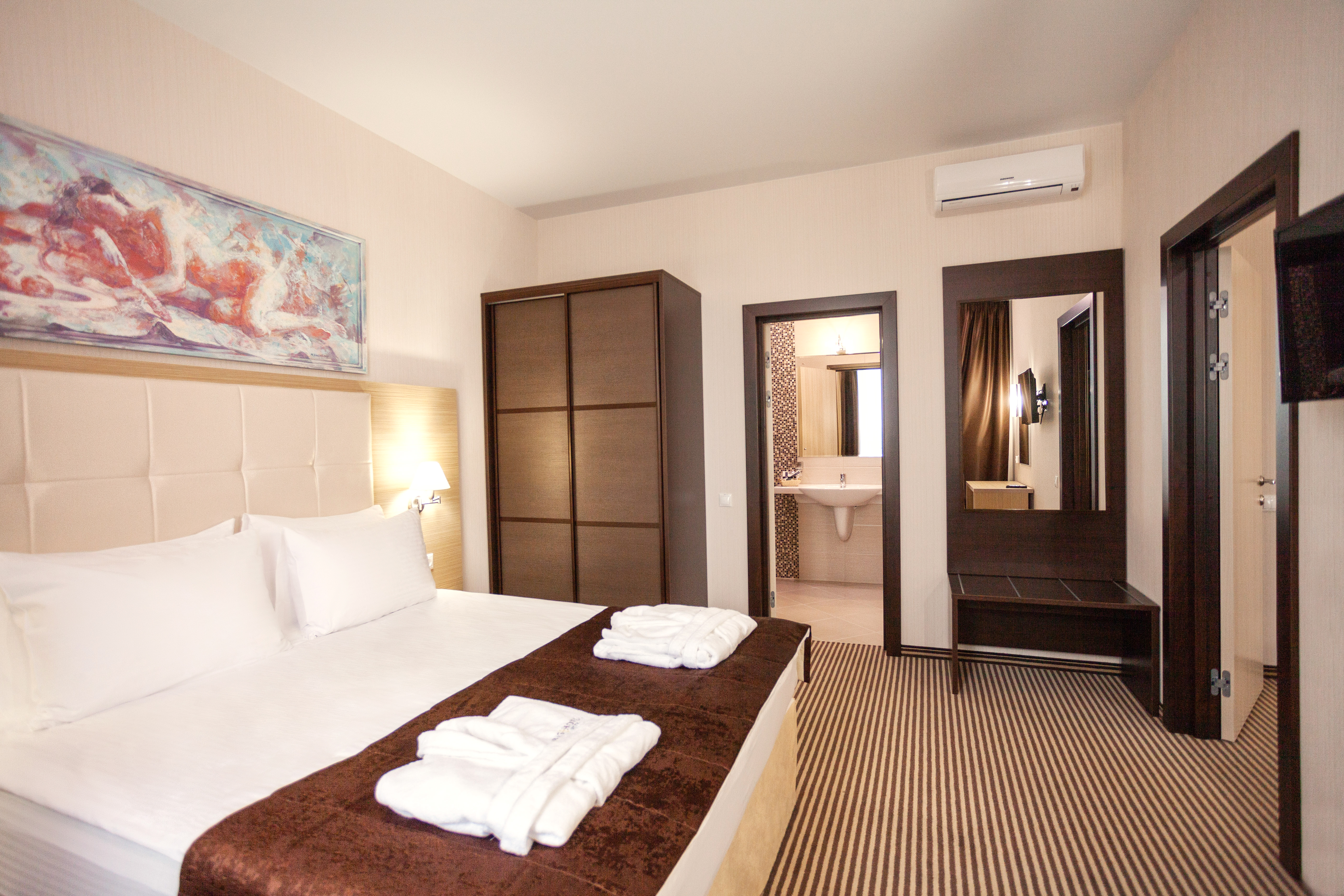 Bishotel
