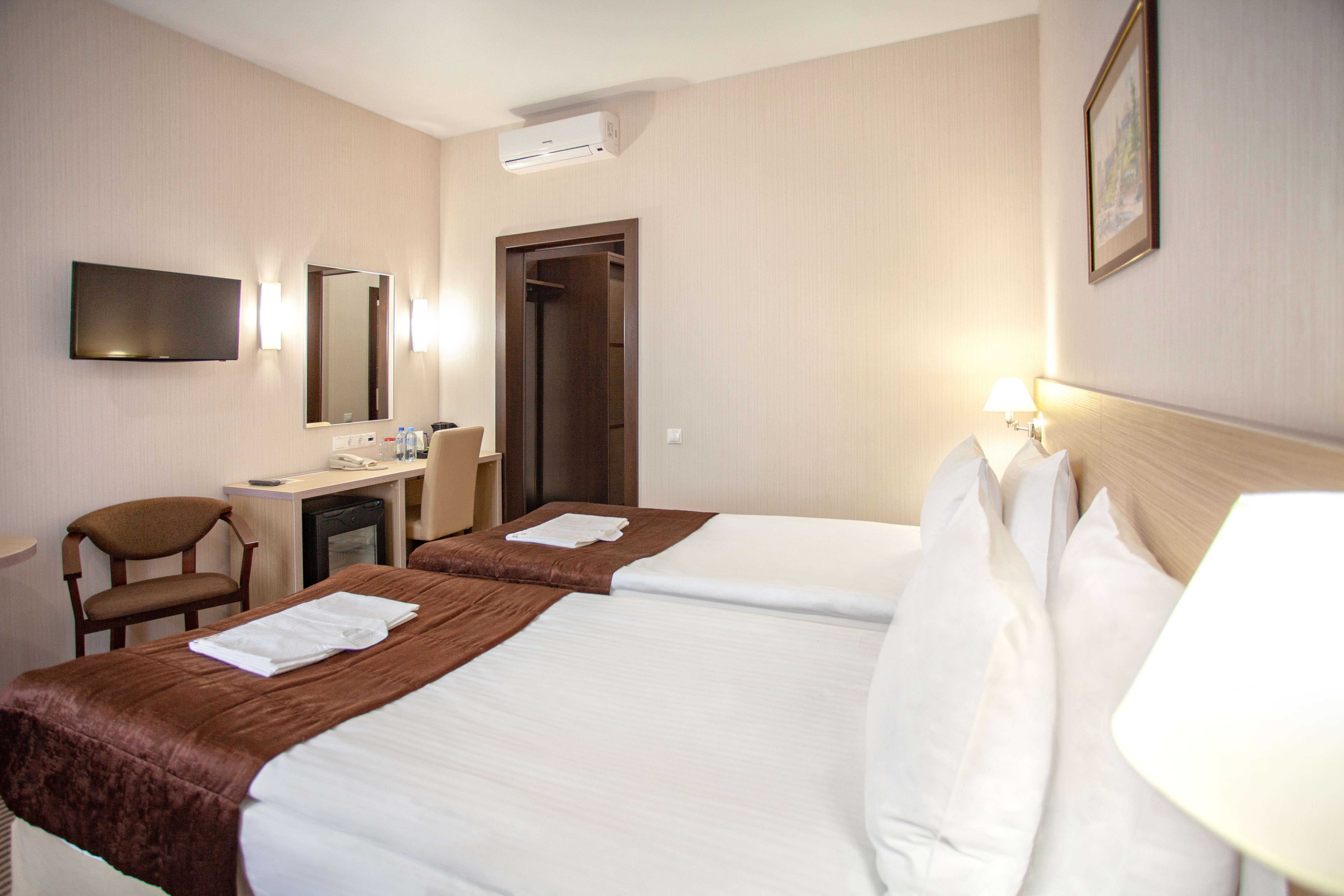 Bishotel