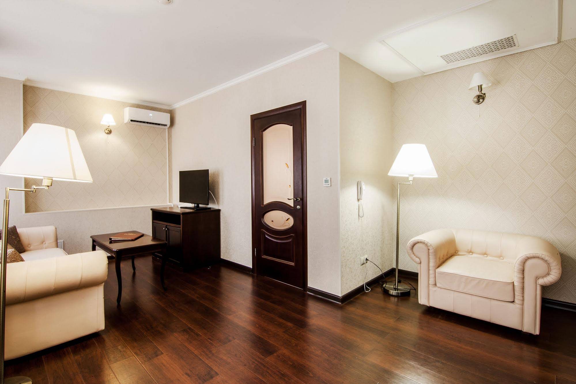 Plaza Hotel