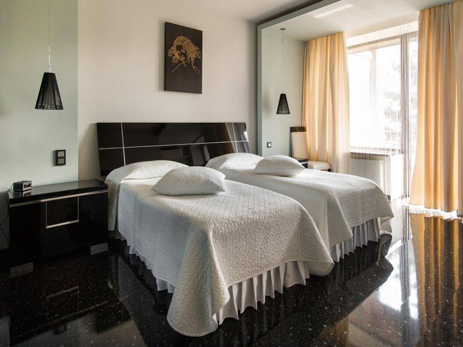 Mona Boutique Hotel