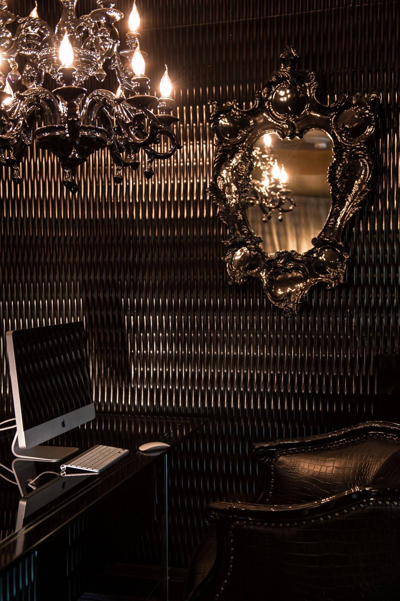 Mona Boutique Hotel