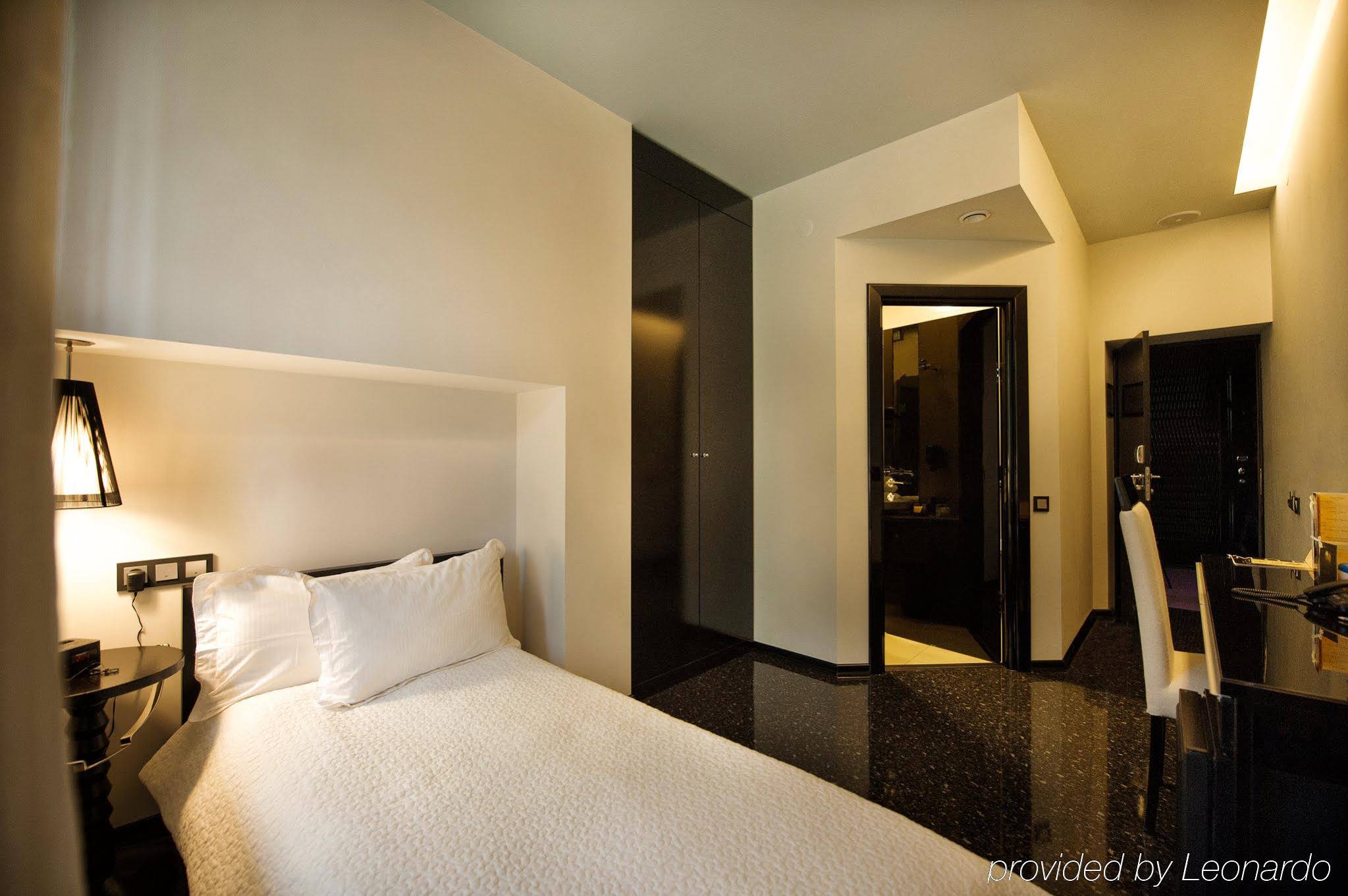 Mona Boutique Hotel
