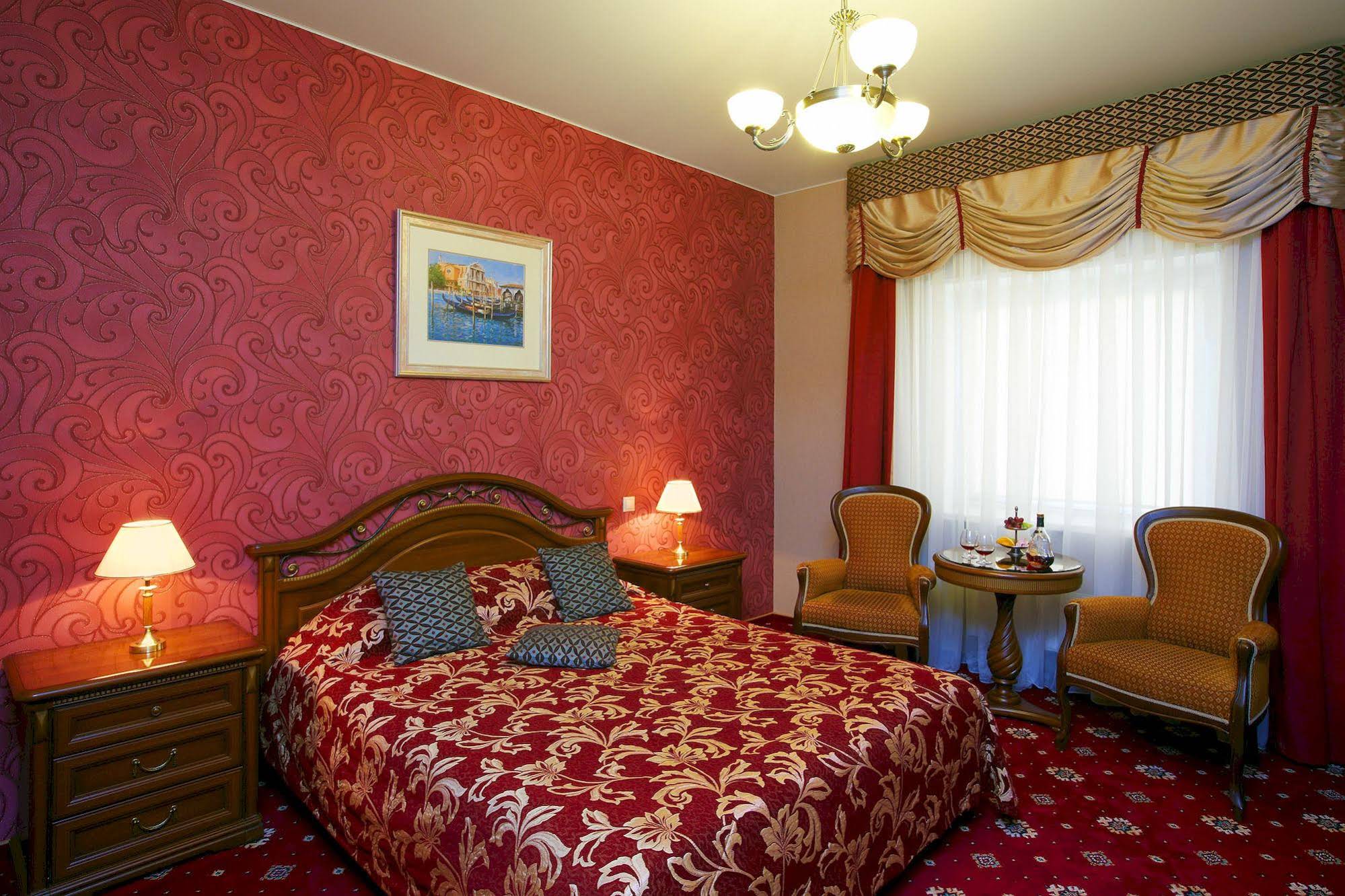 Lecco Hotel