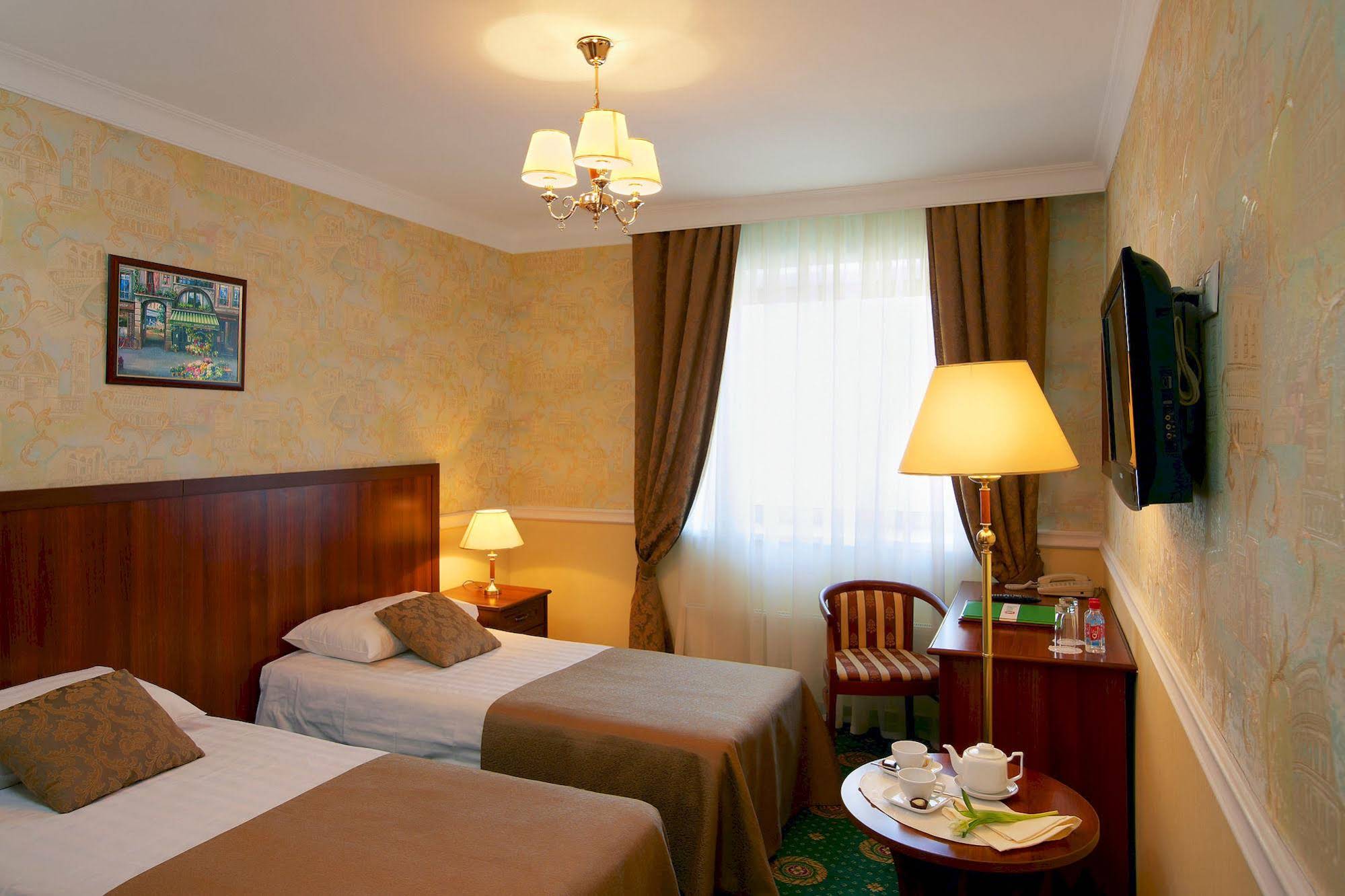 Lecco Hotel