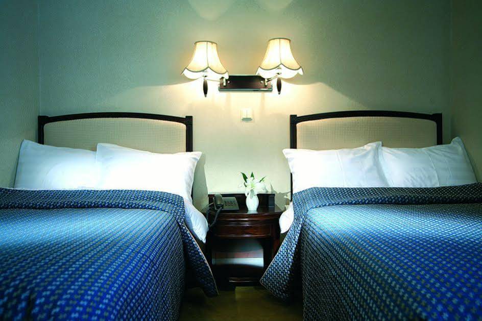 Greenway Park Hotel
