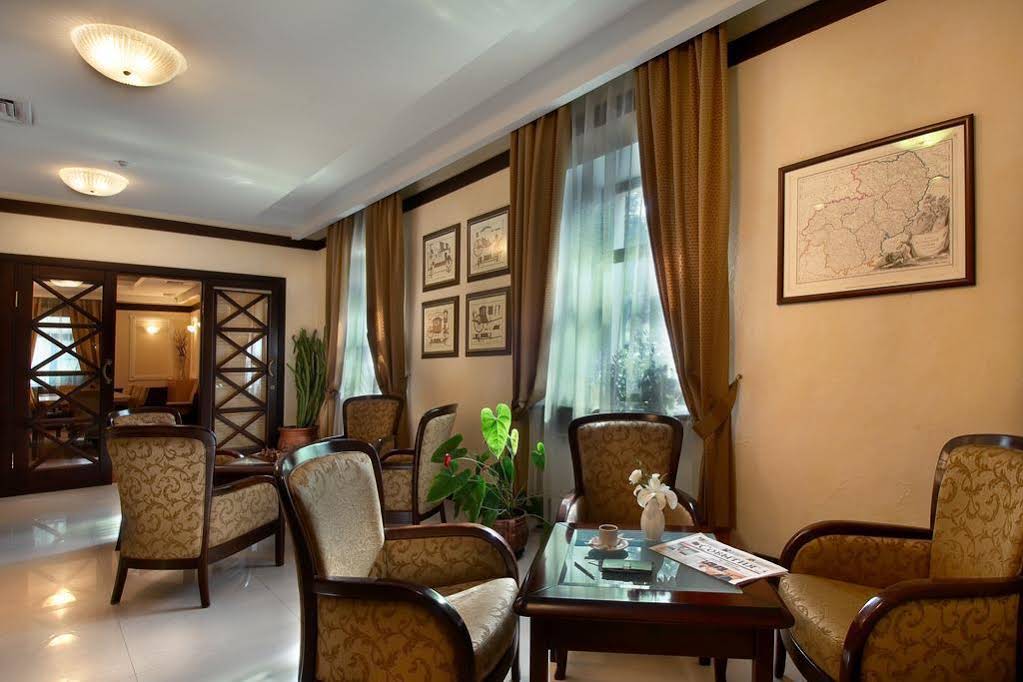 Greenway Park Hotel