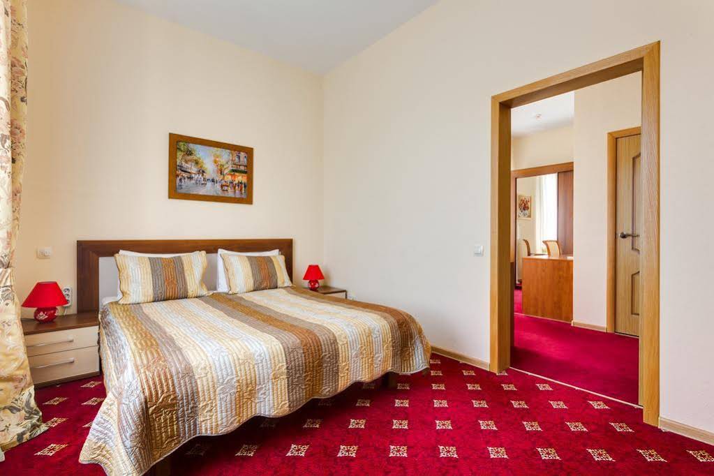 Hotel Na Mirnom