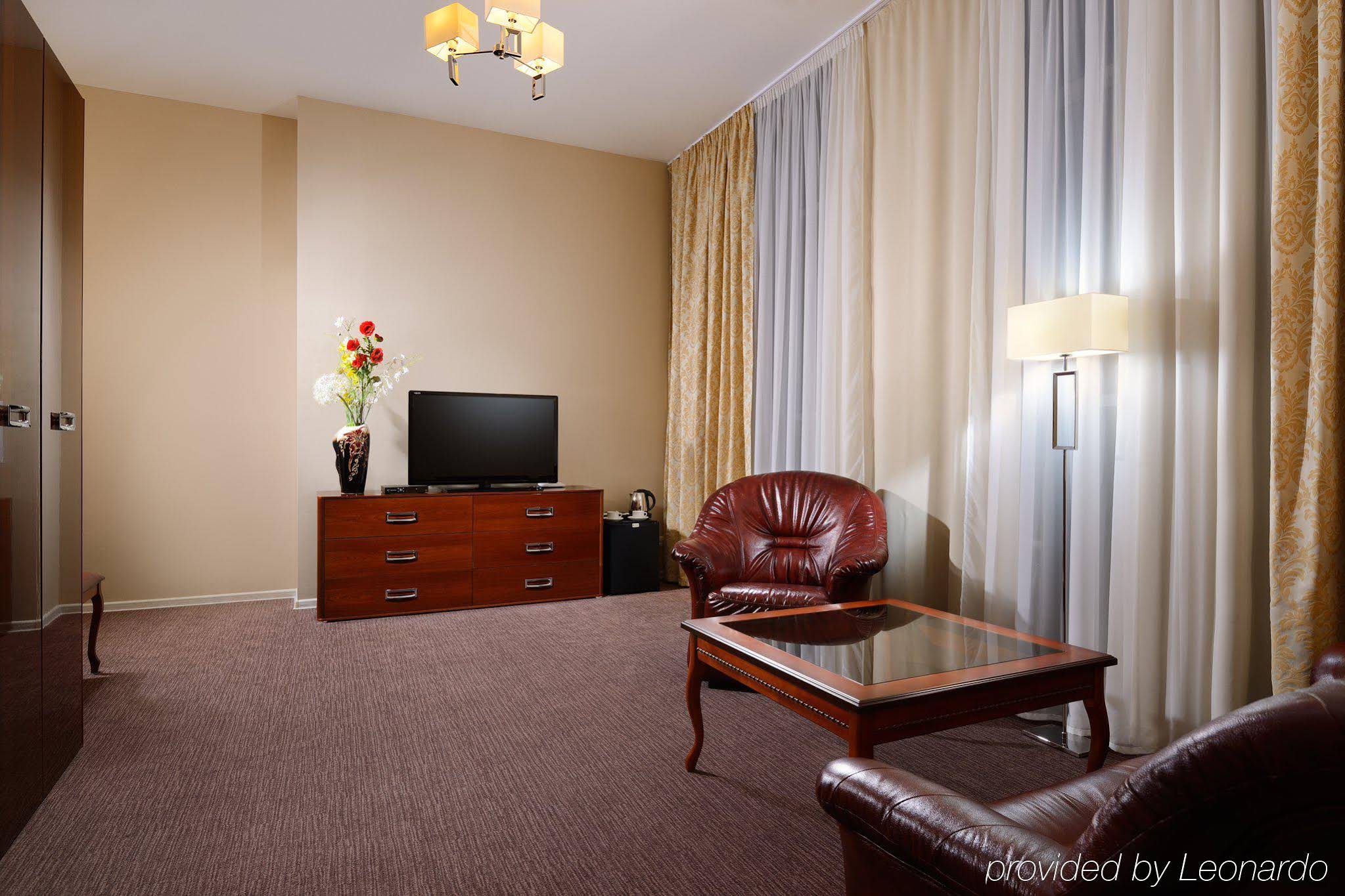 Triumph Hotel