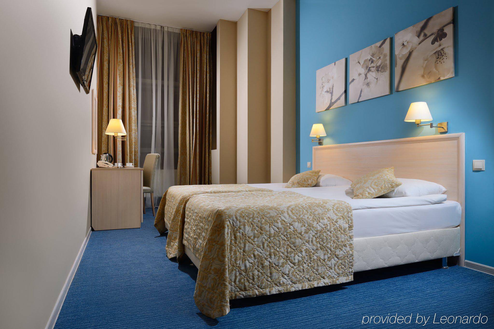 Triumph Hotel