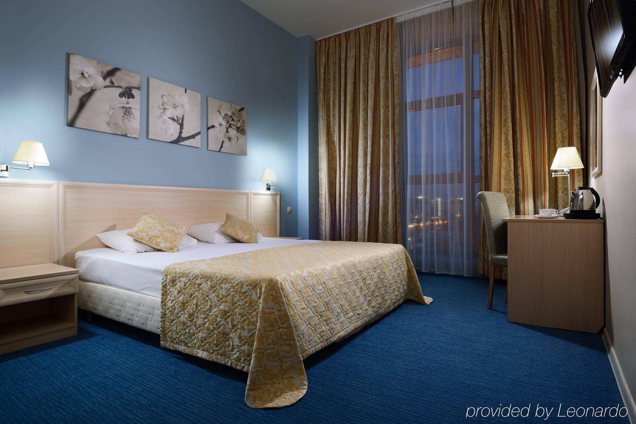Triumph Hotel