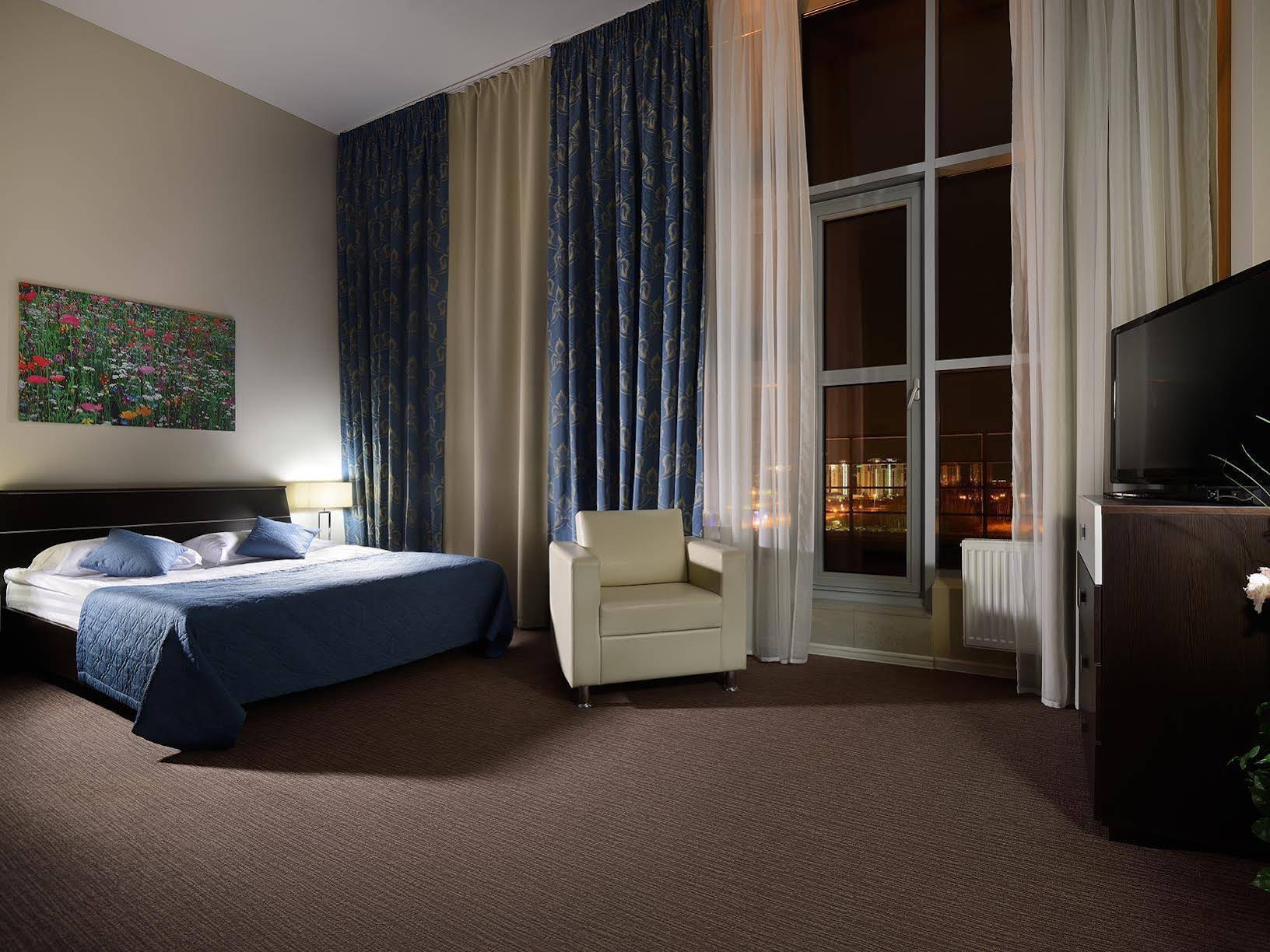 Triumph Hotel
