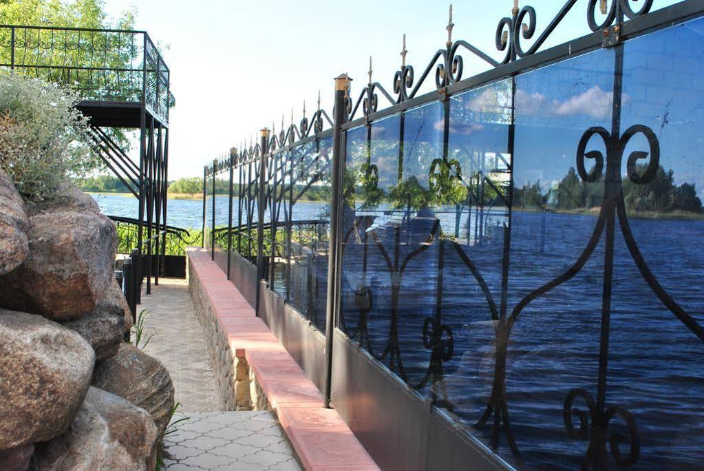 Lubov Hotel
