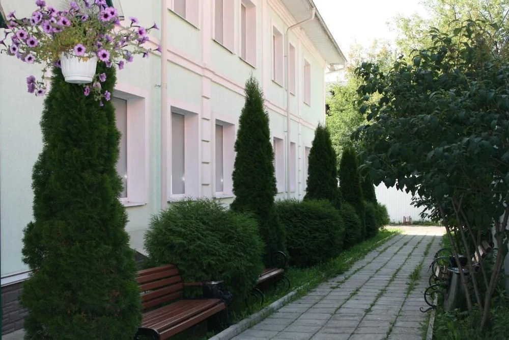 Gostinitsa Tsentralnaya
