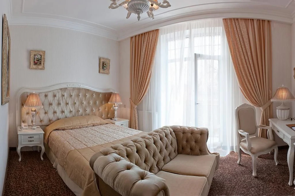 Hotel Imperial Village