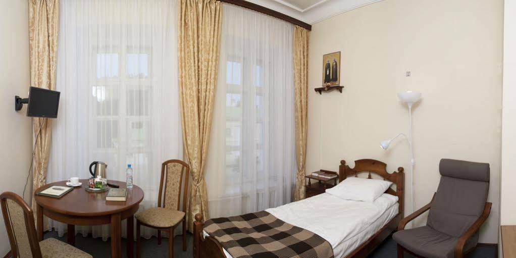 The Old Lavry Hotel