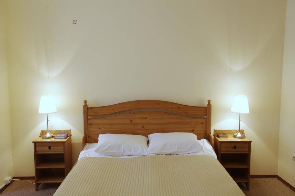 The Old Lavry Hotel