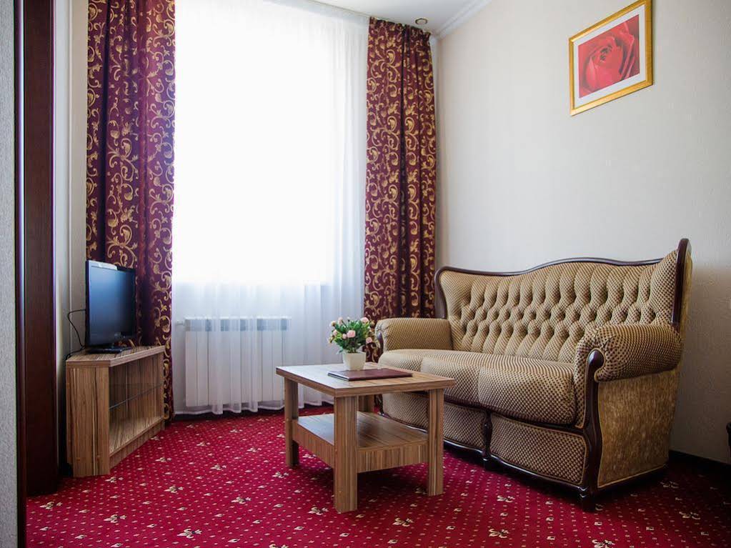 Grand Hotel