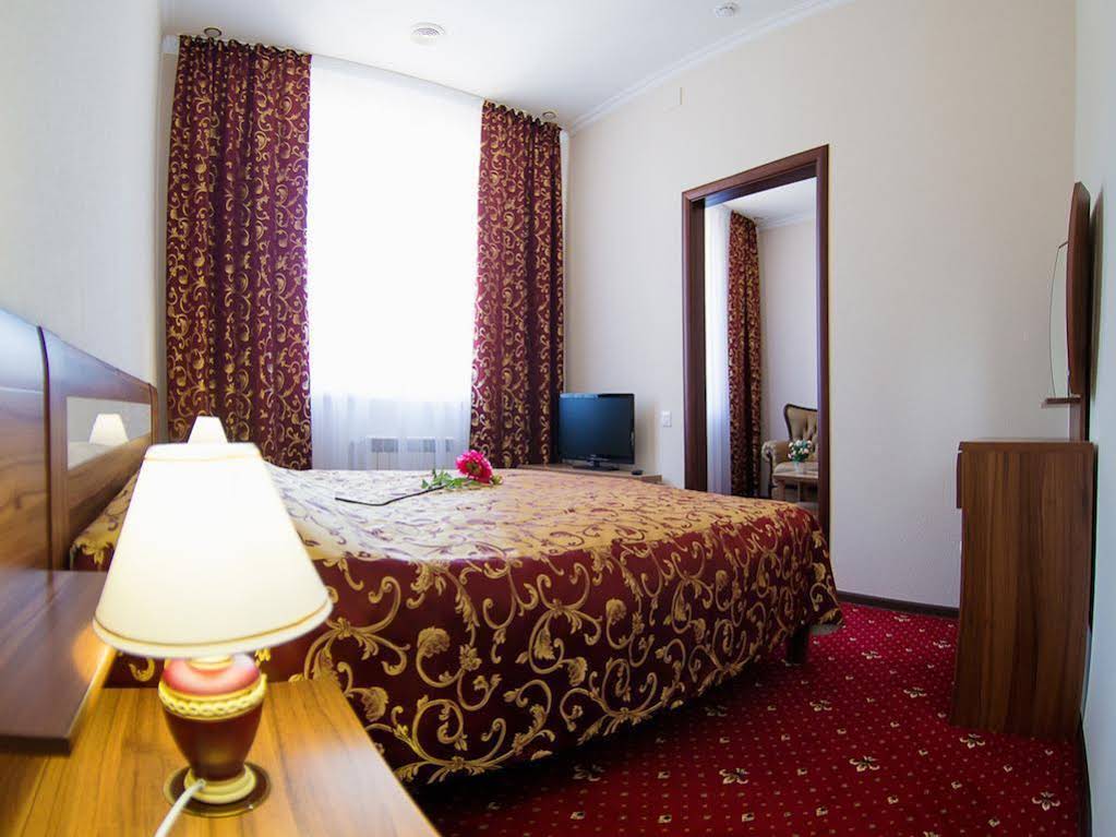 Grand Hotel