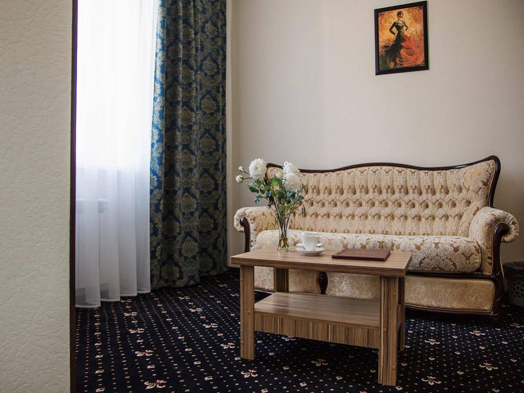 Grand Hotel