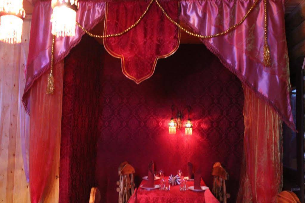 Hotel Tsar