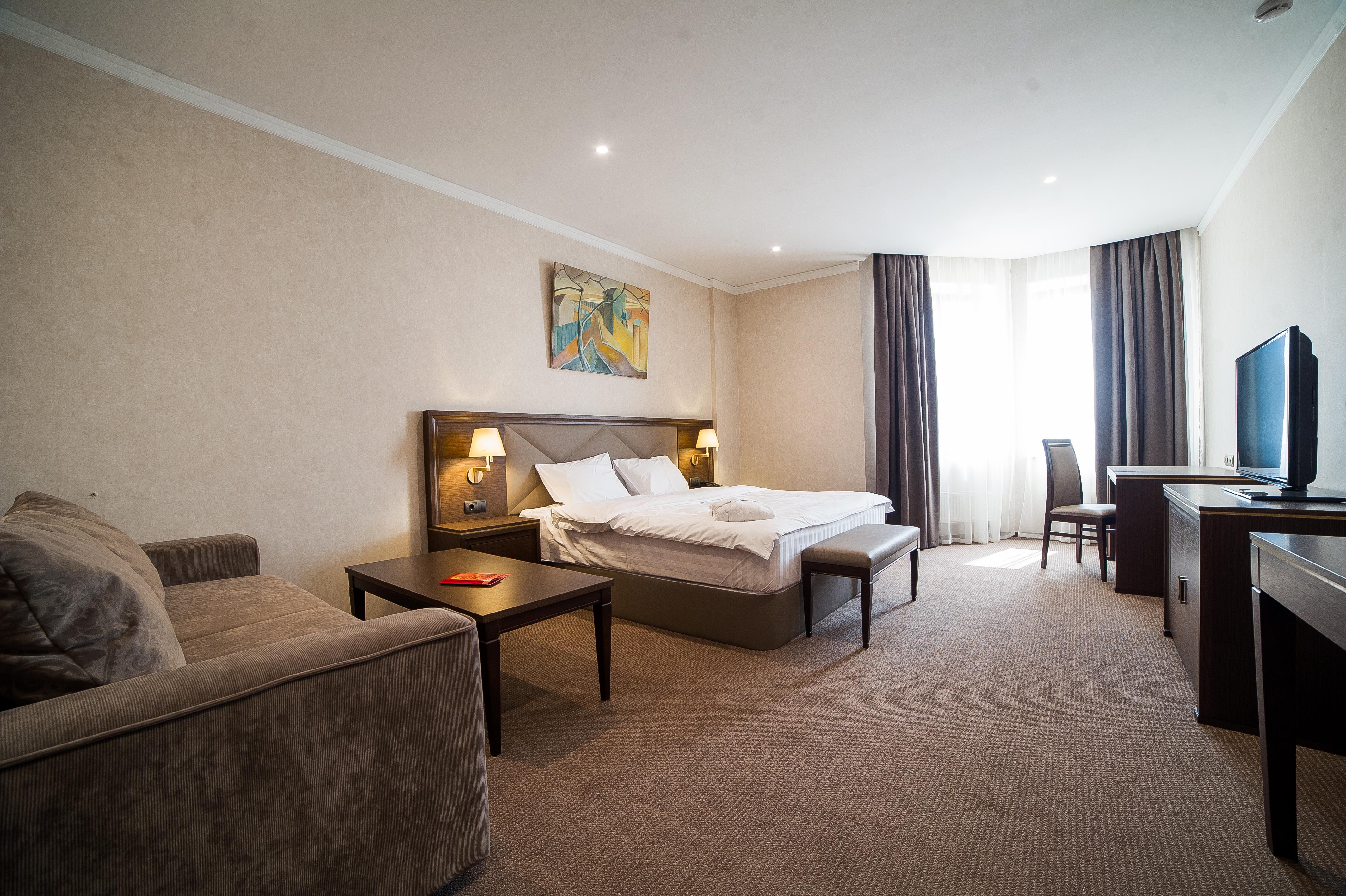 Sk Royal Tula Hotel
