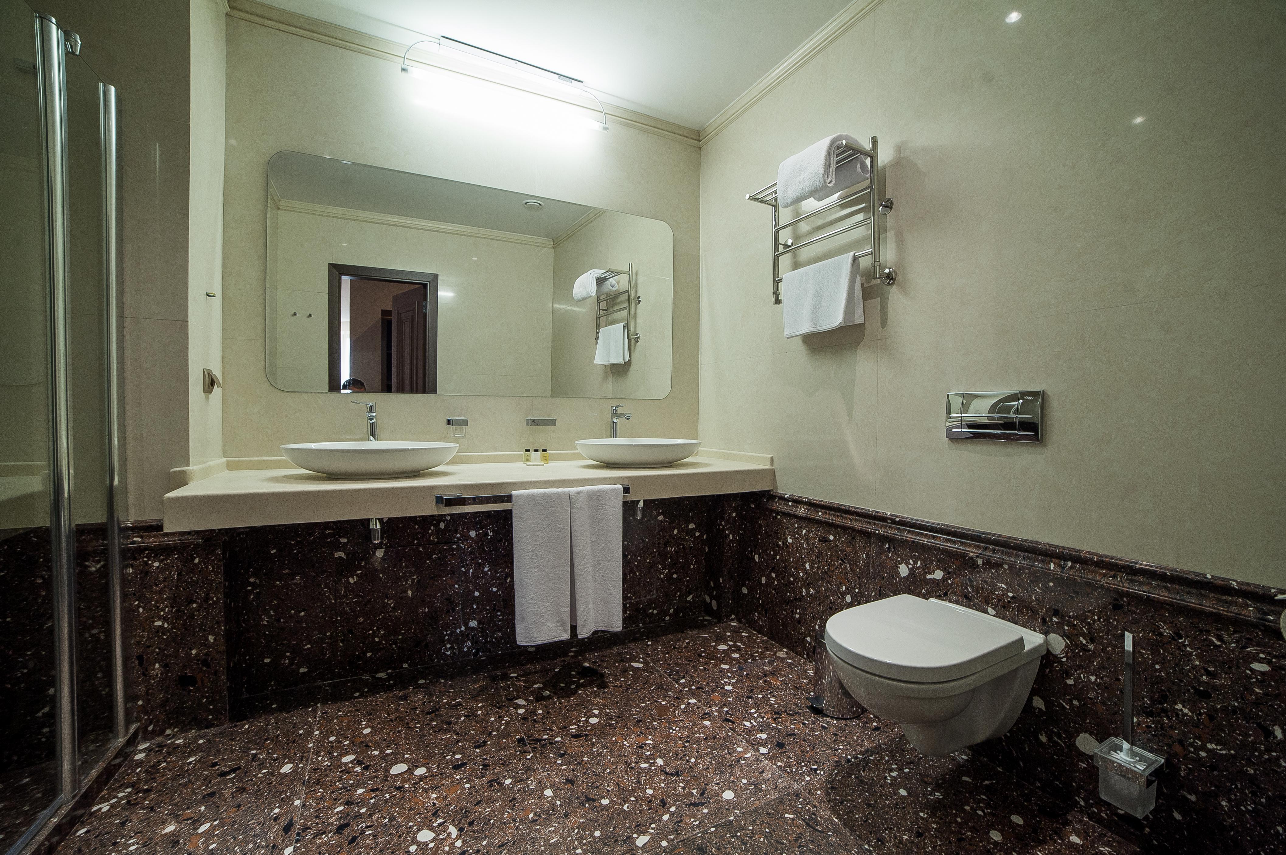 Sk Royal Tula Hotel