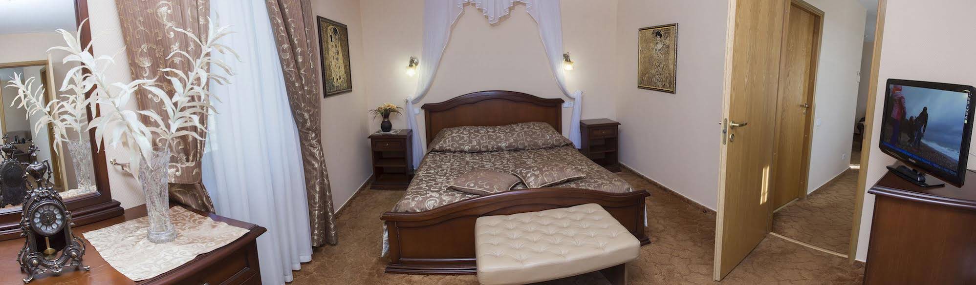 Monomakh Hotel