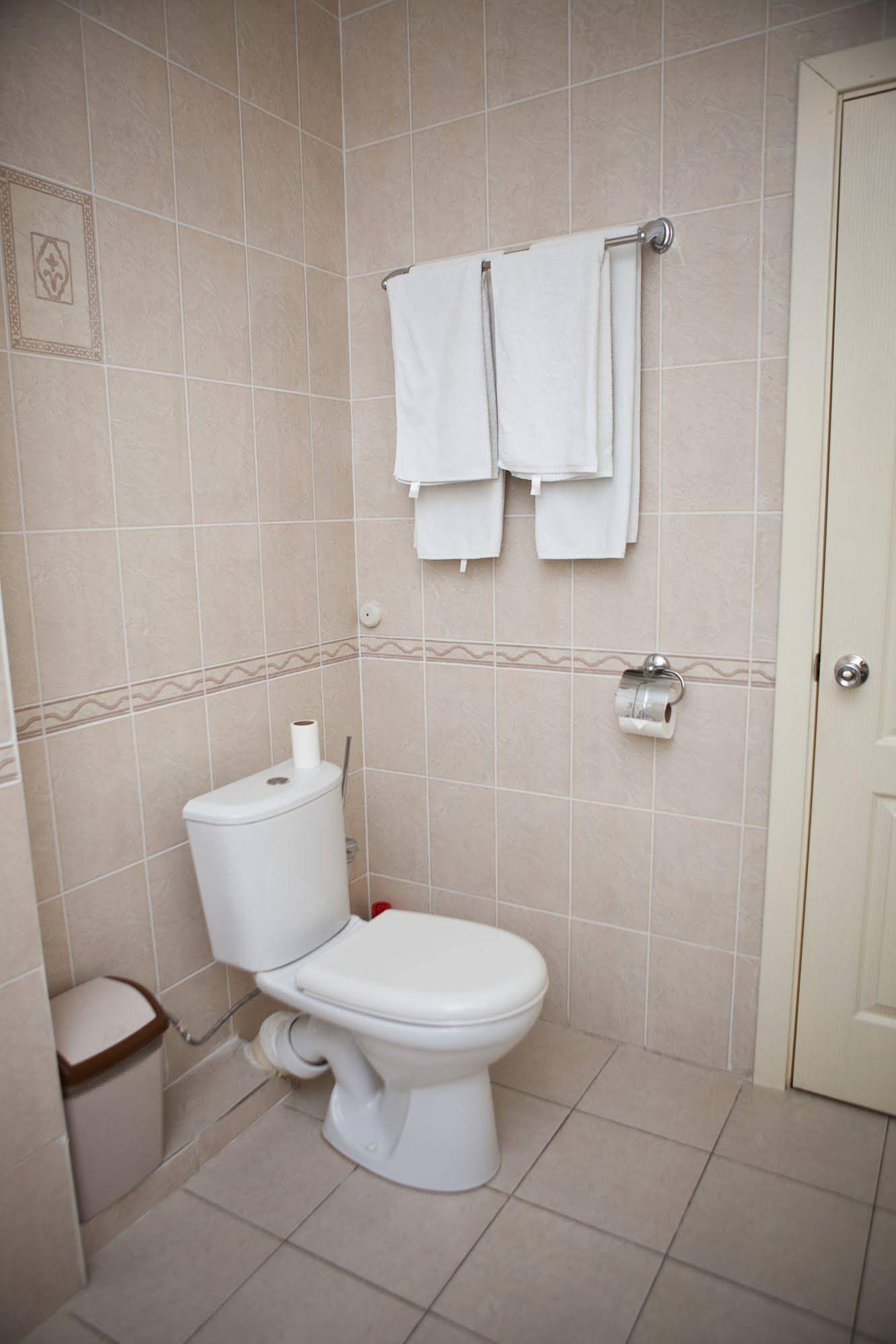 U Zolotykh Vorot Hotel