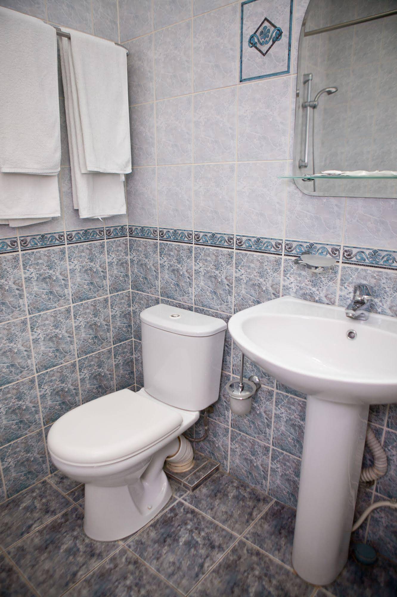 U Zolotykh Vorot Hotel