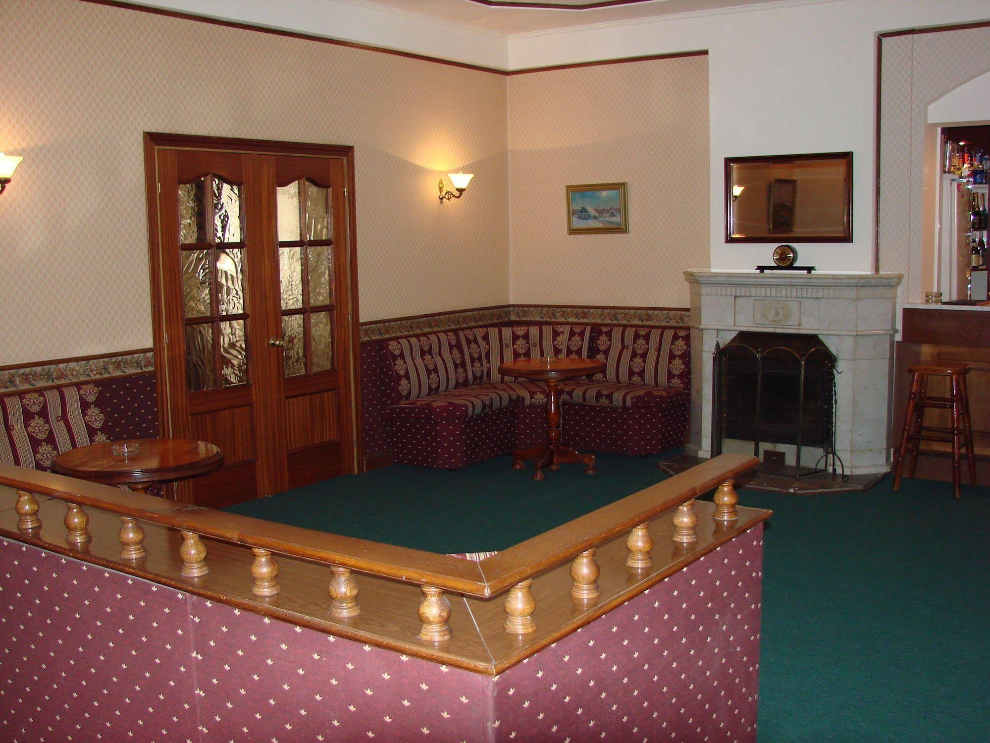 U Zolotykh Vorot Hotel