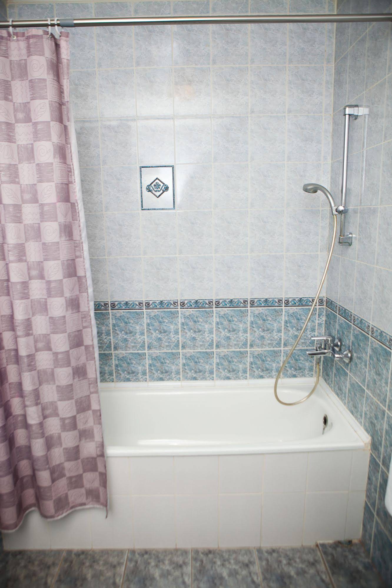 U Zolotykh Vorot Hotel