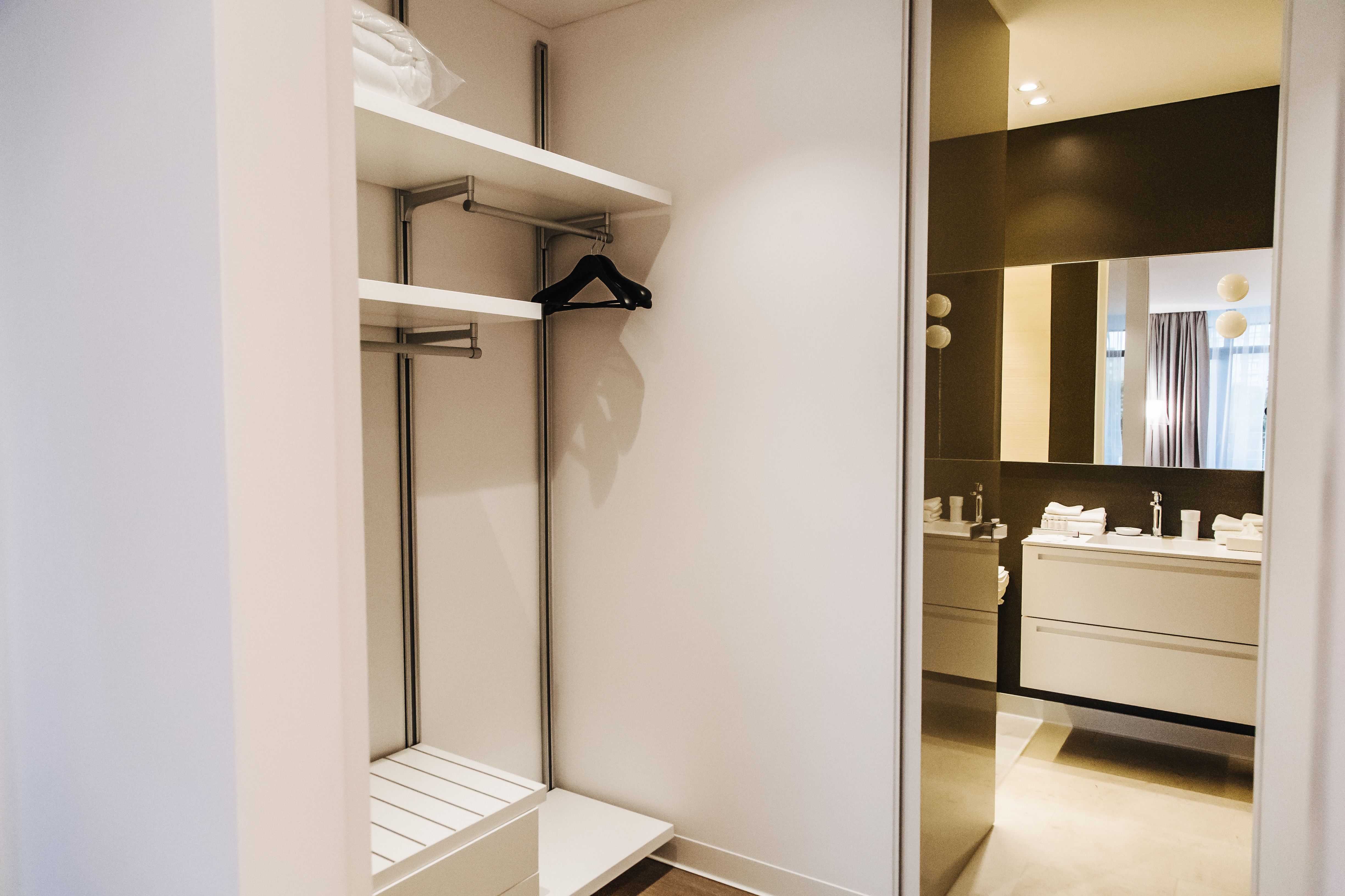 Crystal House Suite Hotel & Spa