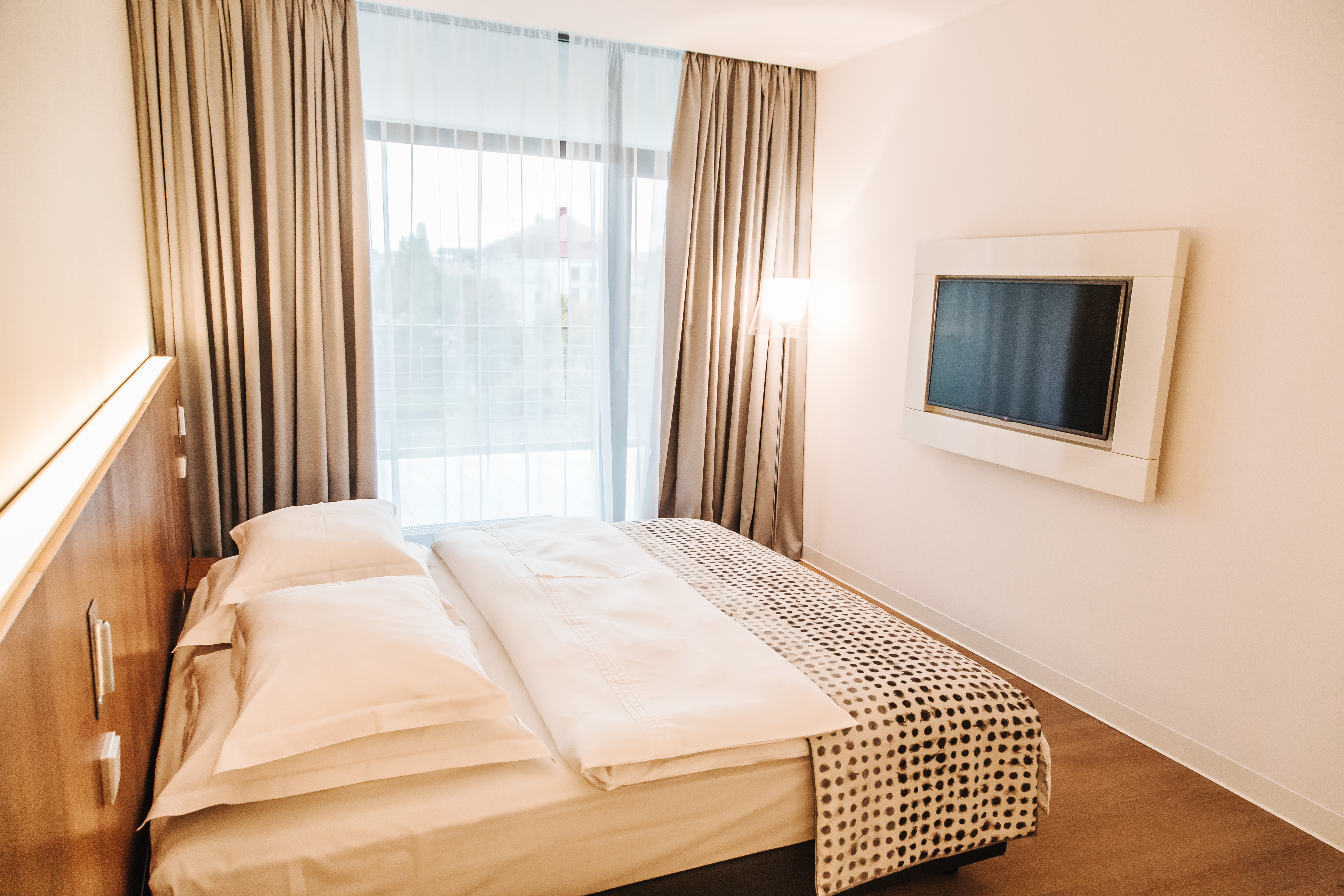 Crystal House Suite Hotel & Spa