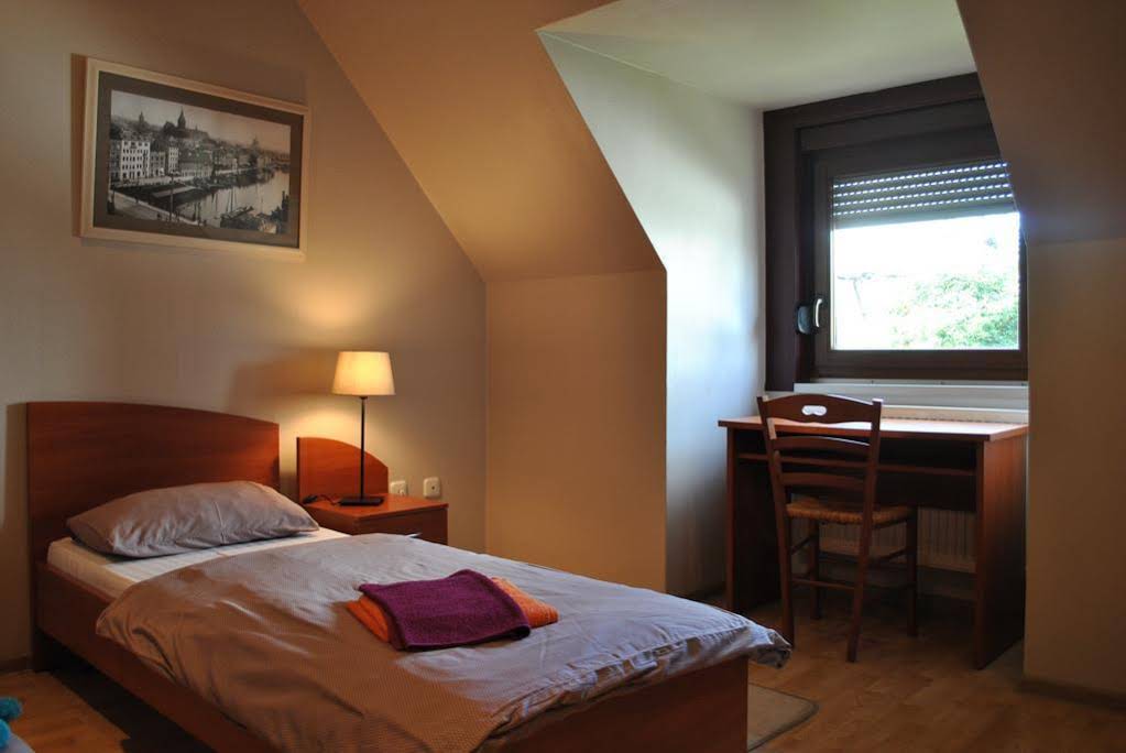 Guest House Na Kashtanovoj