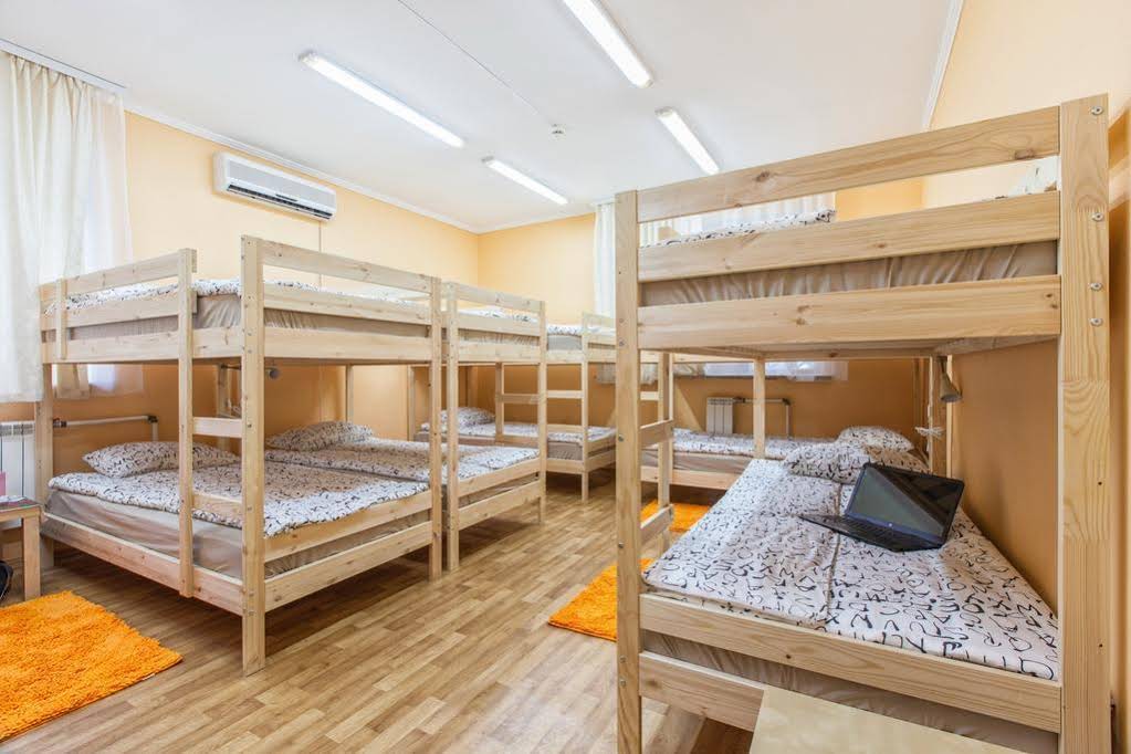 Abrikos Hostel