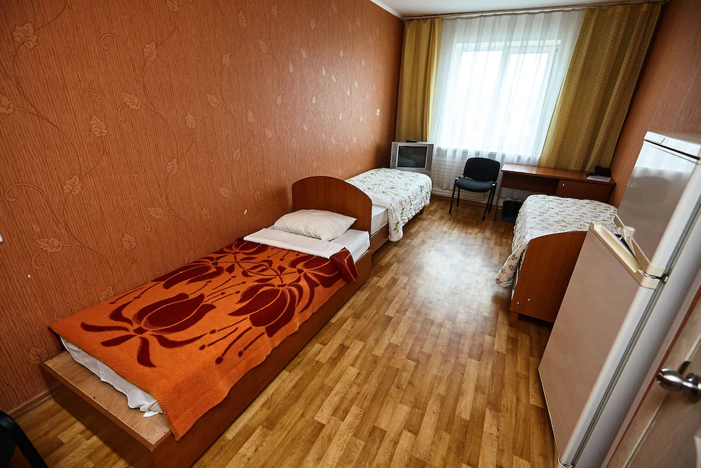 Econom hotel Equator