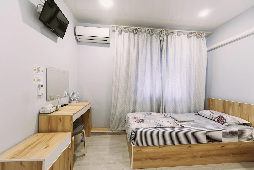 Luna Hostel