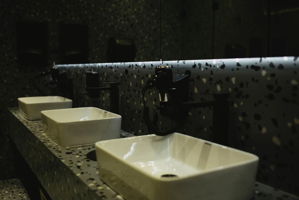 Makura Capsule Hotel