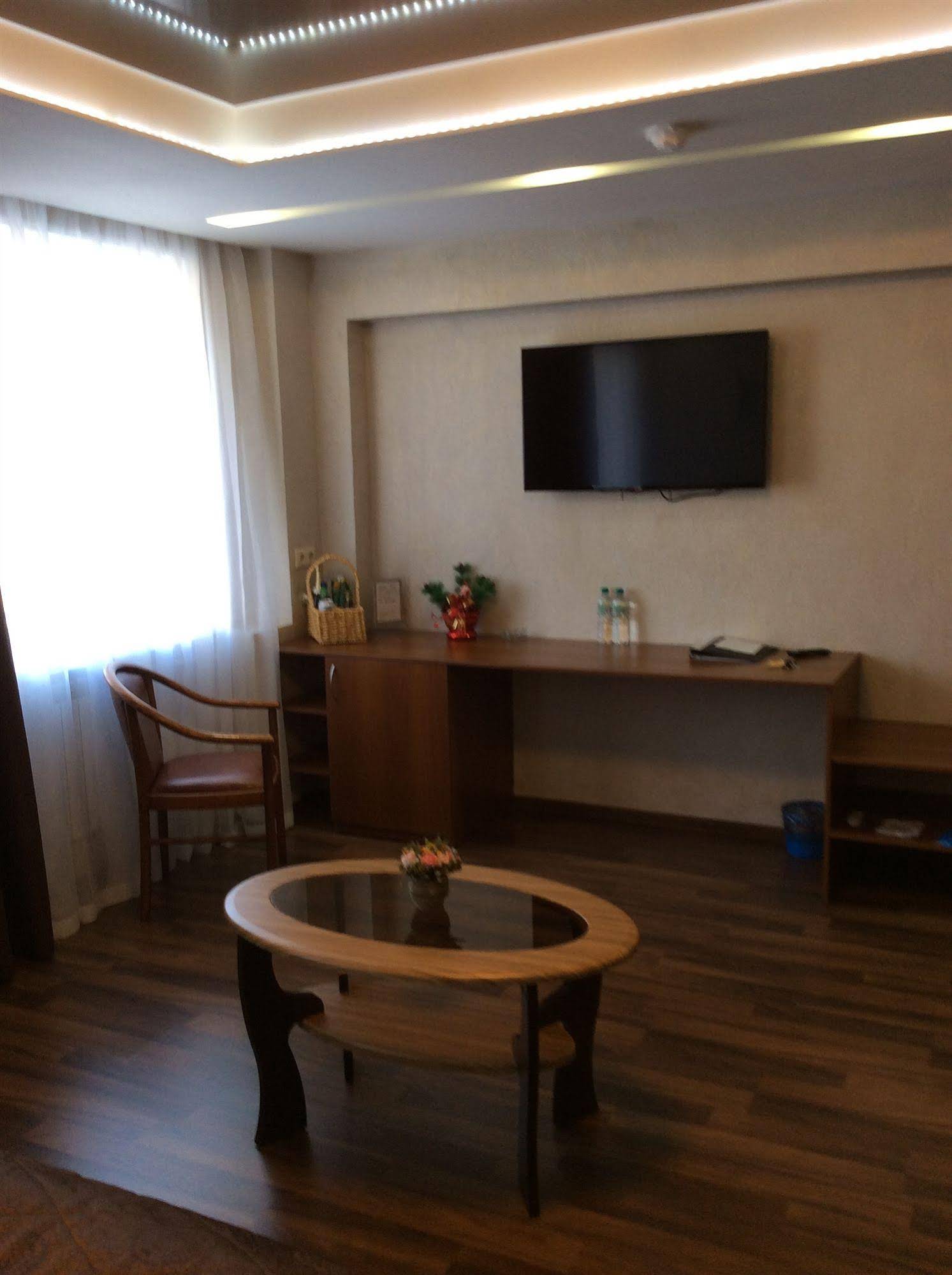 Story Hotel