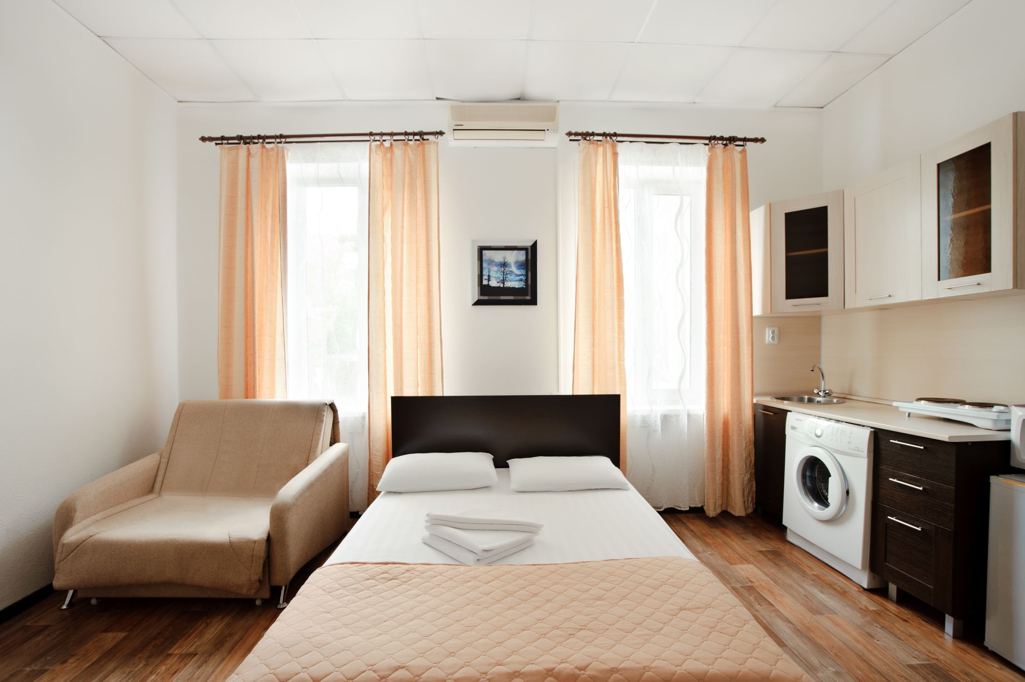 Sunrise ApartHotel