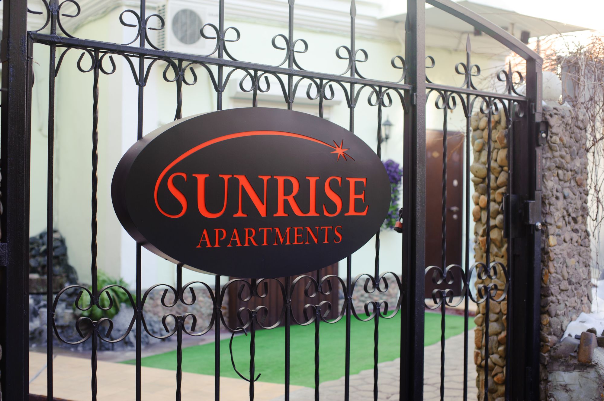 Sunrise ApartHotel
