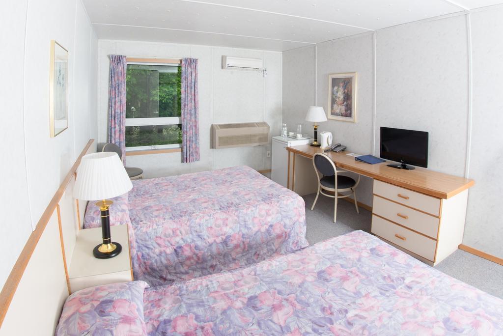 Vlad Motor Inn