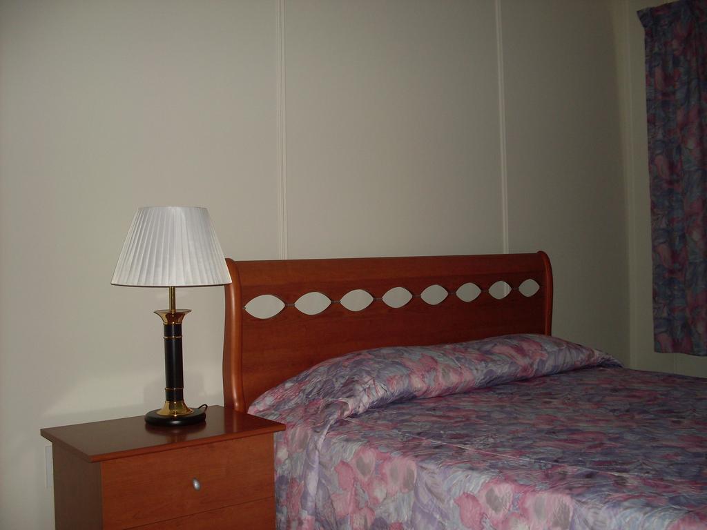 Vlad Motor Inn